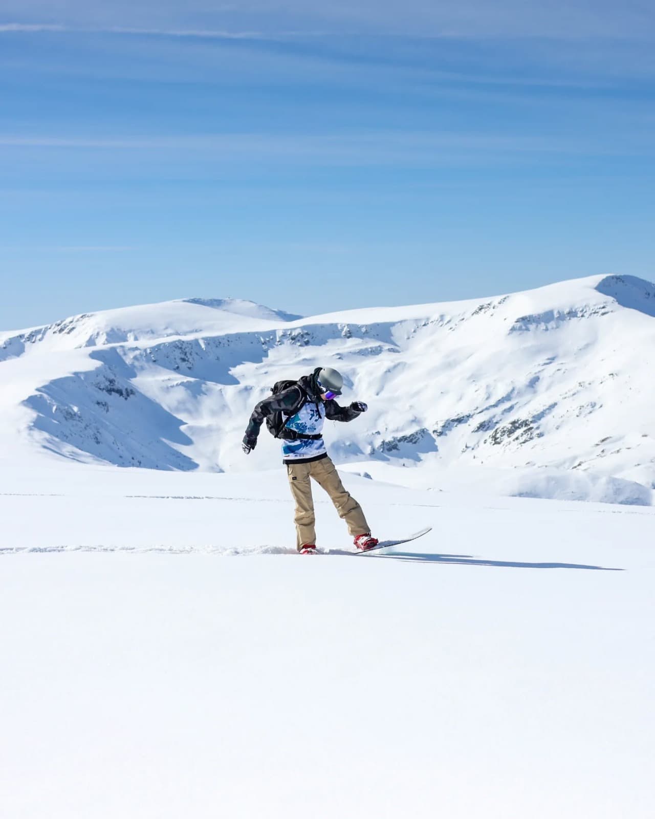 WhatsApp Image 2025-12-09 at 23.00.54-2