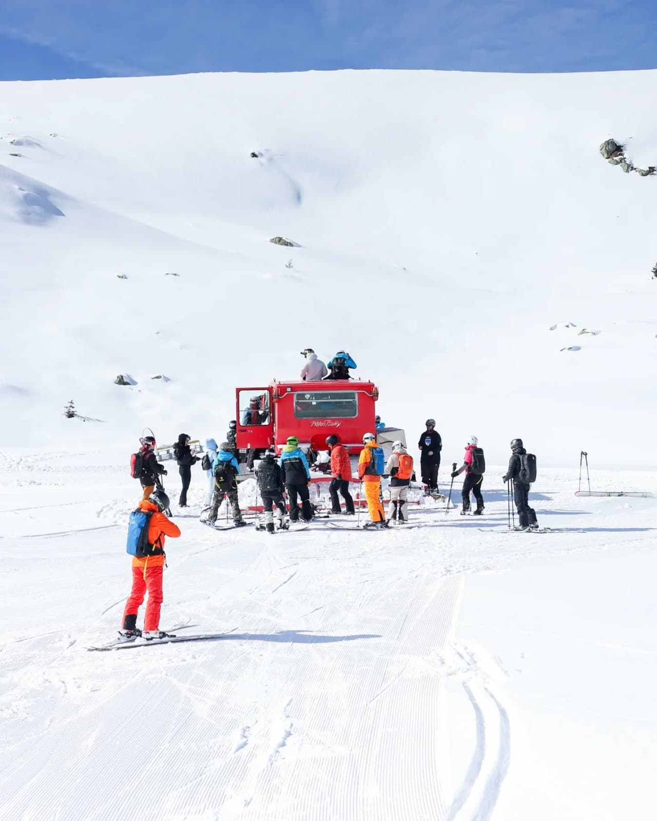 WhatsApp Image 2025-12-09 at 23.00.53-4